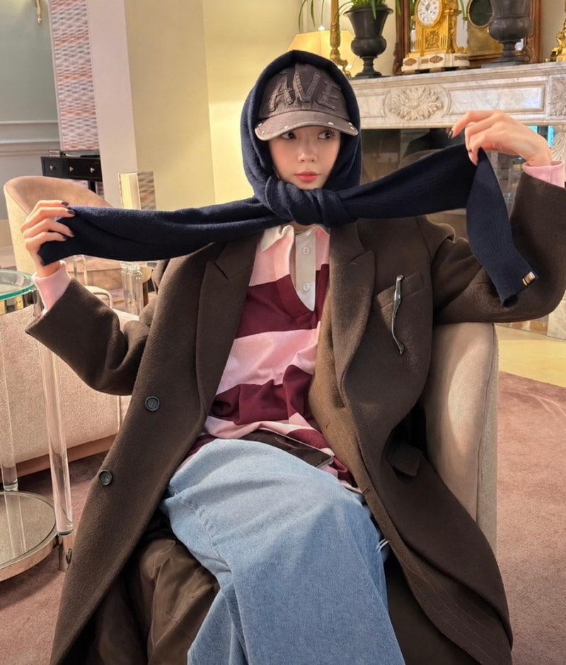 강민경 아비에무아 모자 왜 인기일까? 엔시티위시 유우시 공항패션부터 가을 코디와 가격까....