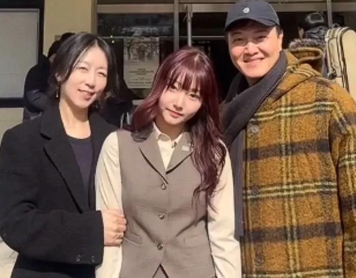 뉴진스 해린 닮은꼴 화제… 정웅인 딸이 SNS까지 삭제한 이유
