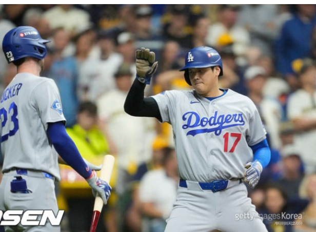 [MLB]대박!!!"사이영상 2연패 에이스 내고도 졌다?" 다저스 WS 3연패 신화에 제대로 빨간불 켜진 ....