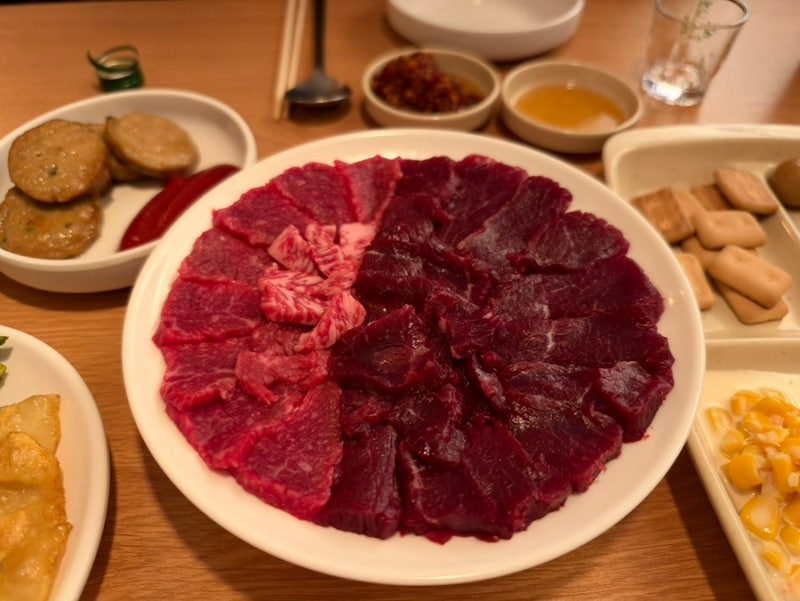 대구 동대구역 뭉티기 맛집 미향뭉티기 / 신선한 뭉티기 차돌 반반 후기
