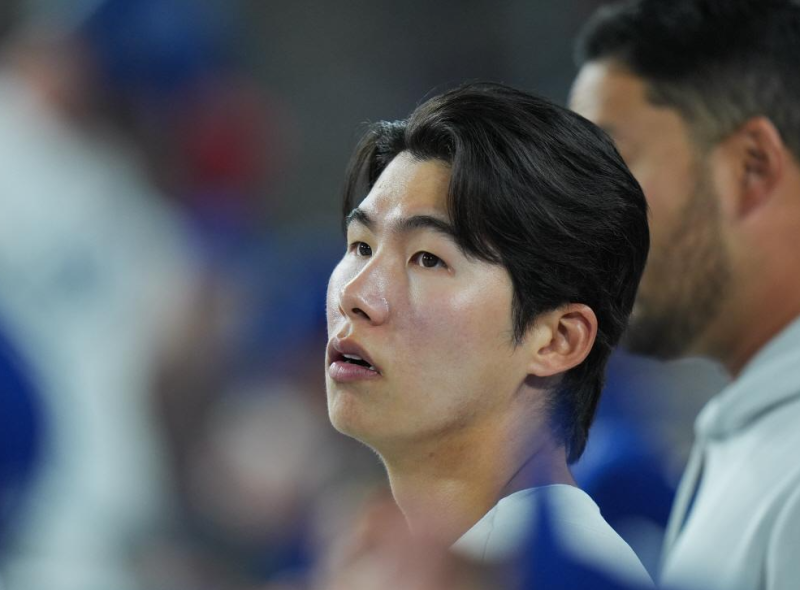 “김혜성은 왜 빠져야 했나?” 로버츠 감독이 직접 밝힌 NLCS 로스터 탈락의 진짜 이유