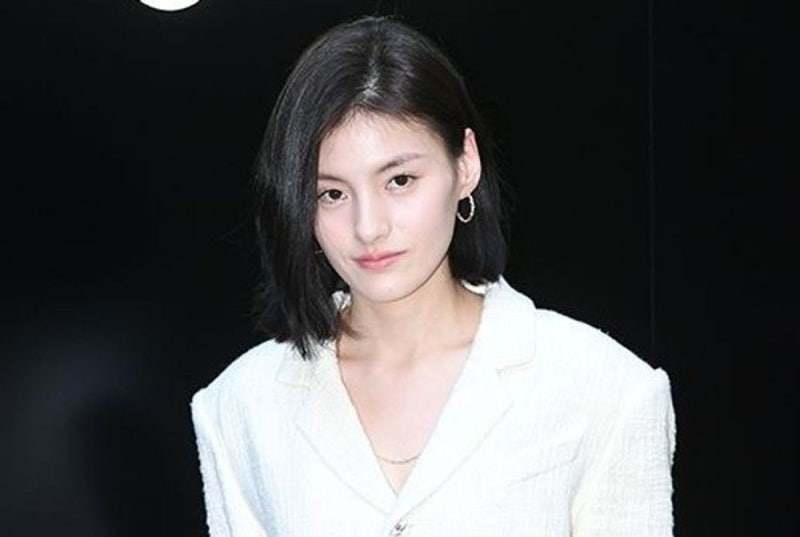 김용지, 열애 공개 없이 결혼식 올려…동료 배우 김고은·배정남 축하 속 10월의 신부 됐다
