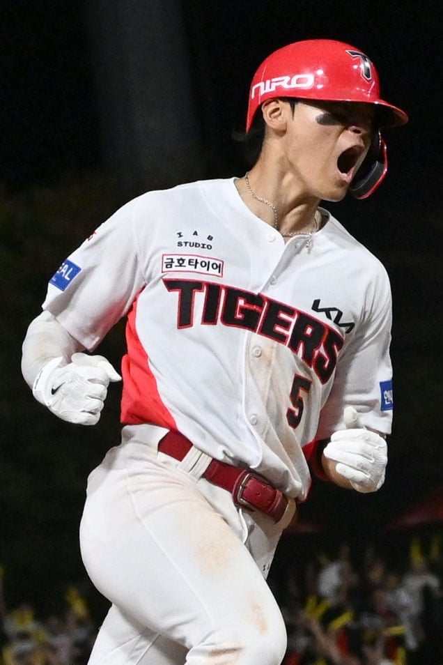 [KBO] 김도영, 시즌 최종전서 통산 100호포 쾅! KIA 준플레이오프 직행 승리!