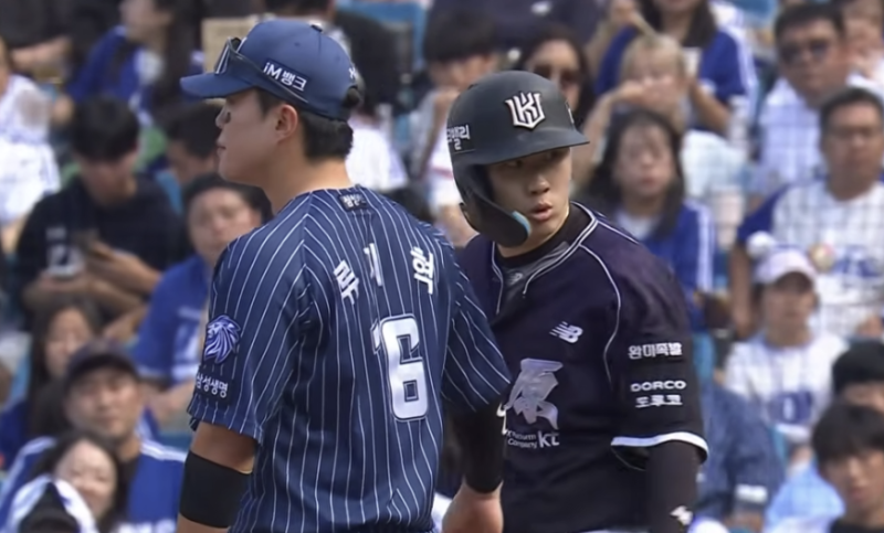 [10/12 KT vs 삼성] 고영표 시즌 15승·힐리어드 44호 홈런, 안타왕 향한 최원준 태도 논란