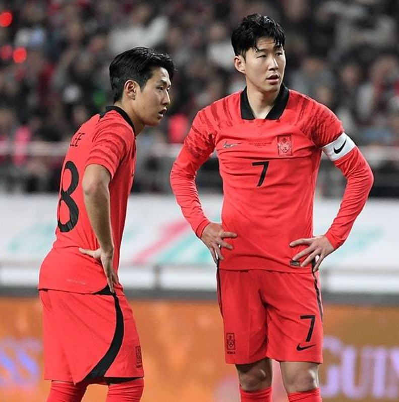 ⚽ “손흥민 왕따 시키고 파벌 만들었다?” 이강인 SNS ‘배후설’ 확산…악플 폭주에 논란 ....