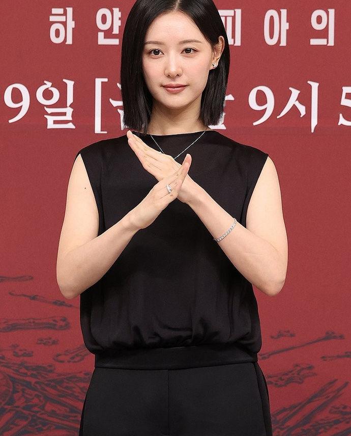 김지원 '닥터X' 엔딩에 뜬 추모 문구, 김유정 드라마에도 똑같이 떴다는데… 소름돋는 사연 ....