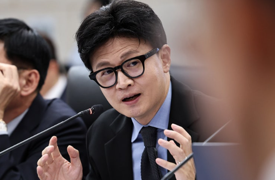 [속보] <b>민주당</b>, 한동훈 딸 논문 의혹 <b>재수사 촉구</b>…“패륜정치 끝판....
