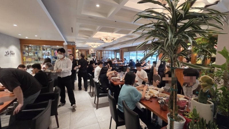 주말 가족 외식 추천 : 개그맨 김학래·임미숙의 고급스러운 중식당 '차이나린찐' 솔직 후기 (....