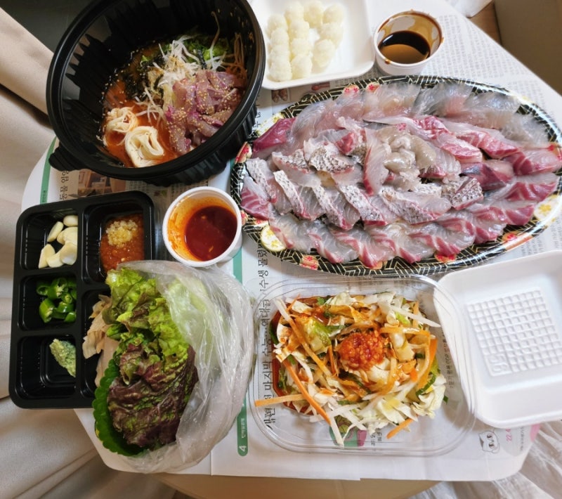 강릉 횟집 추천 물회 포장 맛집 삼삼이네 경포대본점