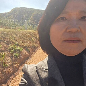 [속보] 이재명 대통령 부모 묘소 찾아간 이진숙, "패륜 정치" 비판에 폭발…농지법 위반 의혹....