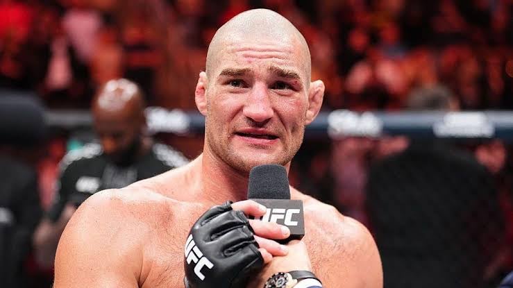 “벨트까지 내려놓을 수 있다” 션 스트릭랜드, UFC에 폭발한 이유는?