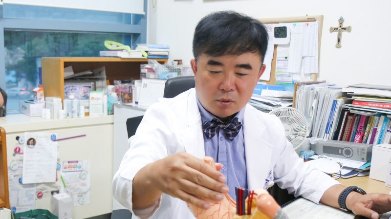 [부산 크론병, 궤양성 대장염] 잦은 복통과 혈변, 점액성 변을 보신다면? 염증성 장질환 증상....