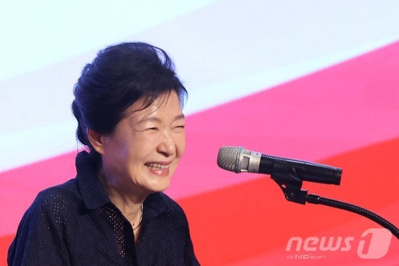 '직권남용·경제공동체' 탄핵 사유 도마에… 국민의힘 김태규 "박근혜 재심 고려해야"
