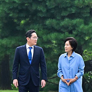 홍라희 삼성전자 지분 이재용에 2.6조 증여, 지분율 1.75%로…증여세는 얼마?