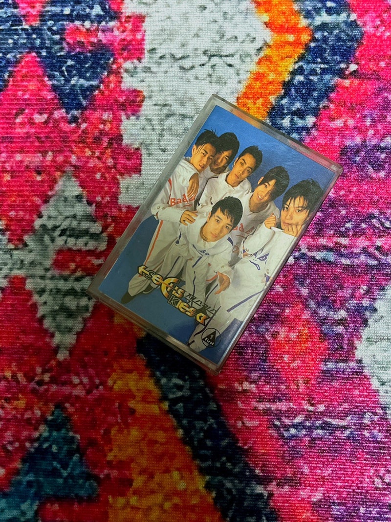 젝스키스( 여섯개의 수정 )