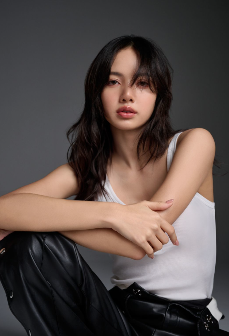 “남자친구도 바뀌고 인생도 달라졌다?” 블랙핑크 리사 국적 프로필, 재벌가 결별설부터 컴....