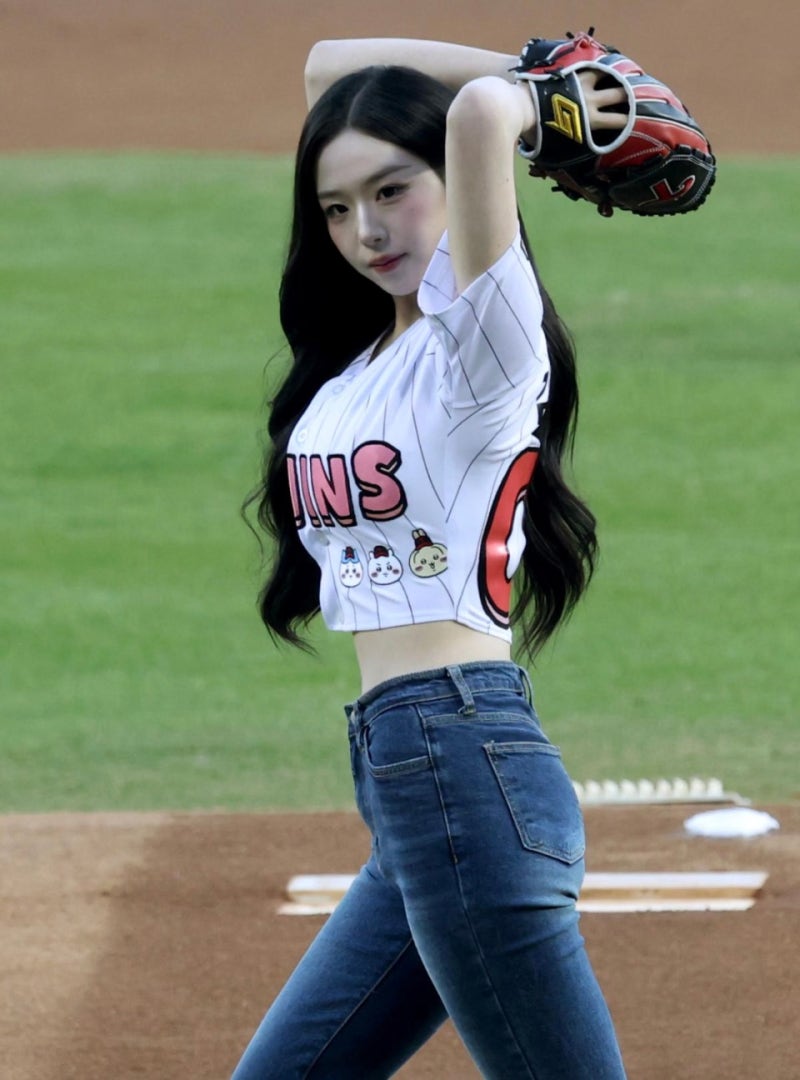 “시타 땐 13대5, 시구 땐 2대1…” LG가 가을야구에 다시 부른 트리플에스 김채연