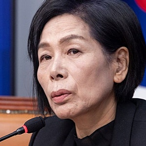 [충격] “지지율 처참하다” 최민희의 작심 발언에 민주당 발칵! 도대체 무슨 일이?
