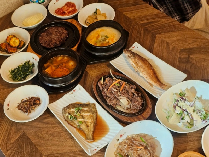가족외식으로 딱! 경주 보문단지 맛집 맛자랑 가성비 불국사 한정식 밥집