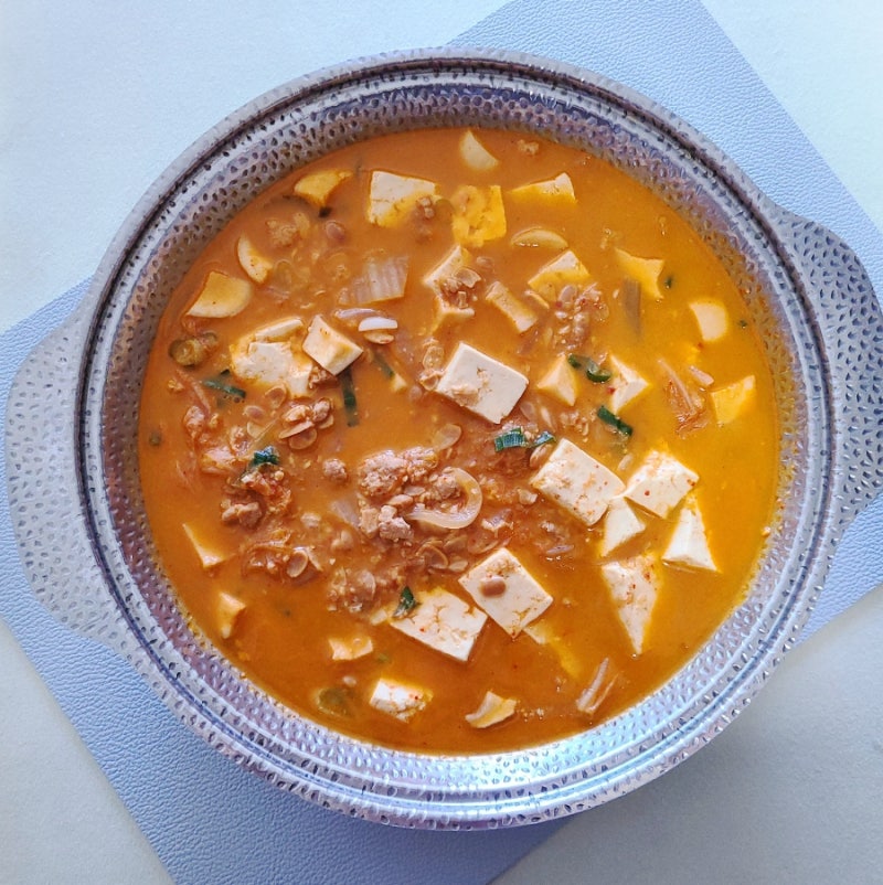 청국장 맛있게 끓이는법 돼지고기 신김치 넣은 청국장찌개 레시피