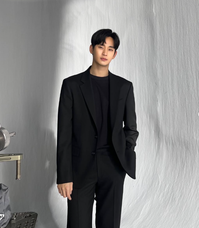 "김수현 카톡이라더니?" "안고 싶다" 조작 카톡의 진짜 주인공 밝혀진 이유