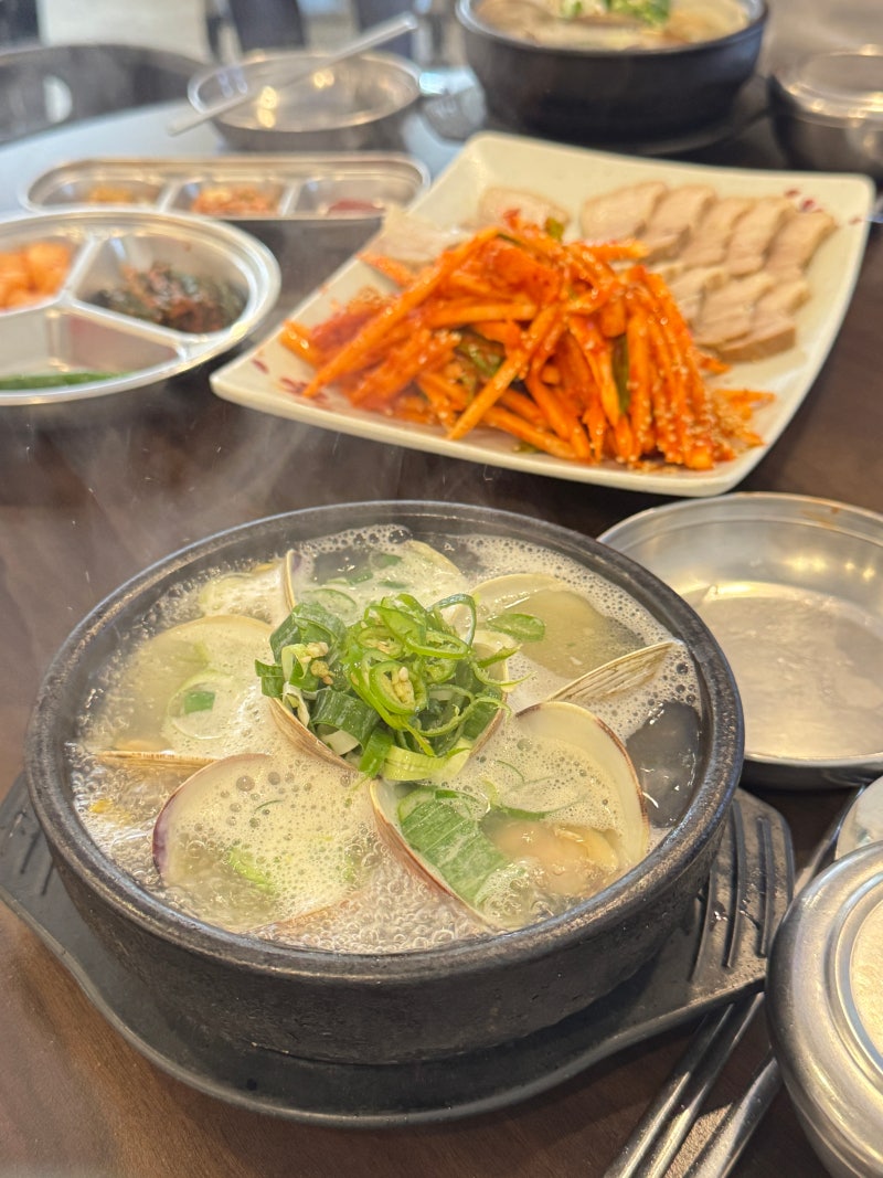 여수 맛집 광장국밥 후기｜바지락돼지국밥과 서대회무침으로 아침식사