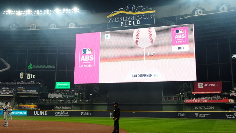 121번 따졌더니 71번 뒤집혔다…MLB 가을야구의 또 다른 승부