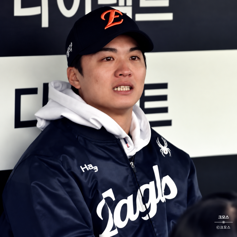 “한화 최다승 투수가 4억이라니” 왕옌청 11승 133이닝, 재계약 금액이 놀라운 이유