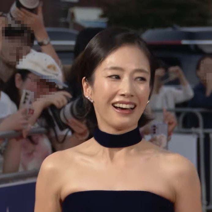 블랙 튜브톱 입은 곽선영, ‘슬의생’ 익순이 맞아?…데뷔 20년 만에 받은...
