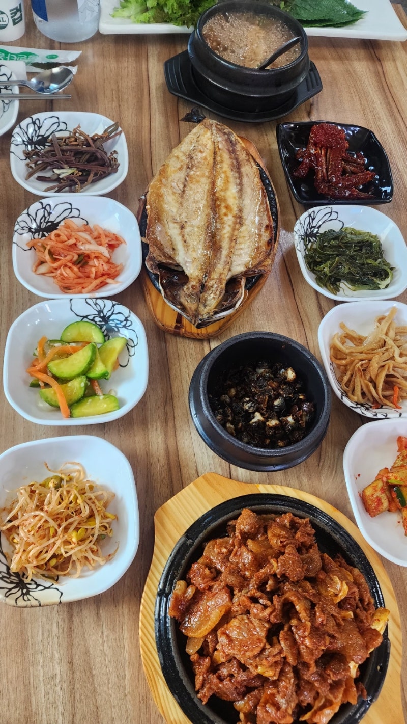 싱싱한 쌈채소와 정갈한 집밥이 그리워 '다미'에서 외식
