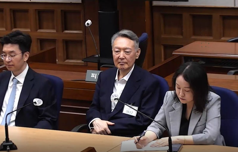 [속보] 윤석열 공직선거법 항소심, 징역 1년 6개월 유지 요청…국민의힘 397억 반환 기로