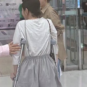“일부러 초대도 안 했는데”…신장 두 번 이식받은 이수근 아내, 목발 짚고 나타난 곳
