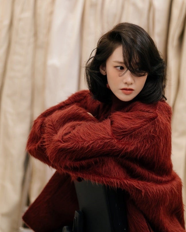 임윤아 중단발 변신…긴 머리 자르니 분위기가 달라졌다