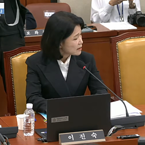 "당신이지 그럼 너냐" 최혁진 의원, 이진숙 의원 국감 제척 촉구 및 방통위 2인 체제 비판에 ....