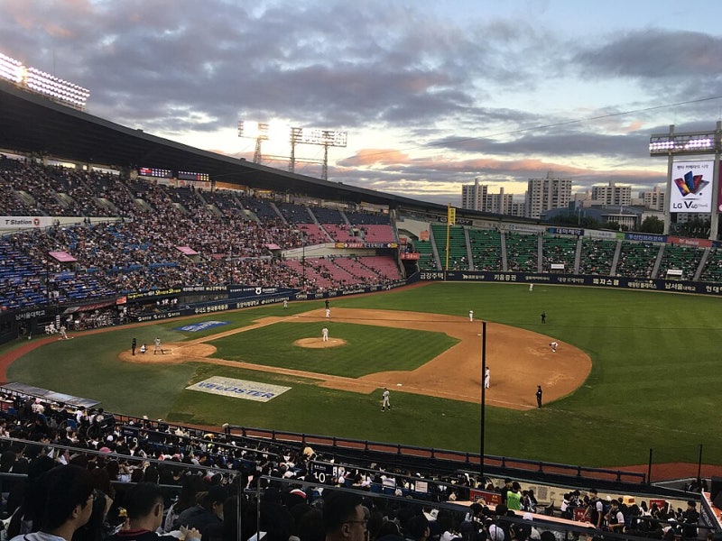 2026 KBO LG-두산 와일드카드 14일 18시30분 잠실, 카라스코-곽빈 선발…시즌 맞대결 LG 11승1무4패....