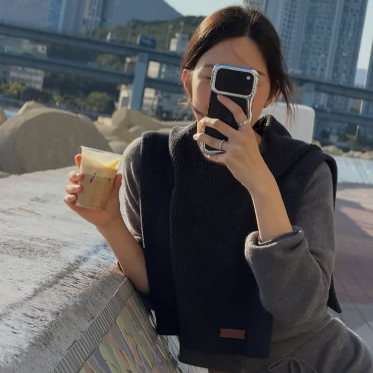 “이게 10만 원대라고..?” 부잣집 딸 분위기 가득한 문가영패션 여자 니트 셋업