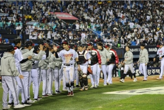 2026 KBO 한국프로야구 와일드카드(WC) 결정전 1차전 결과(두산 vs LG)