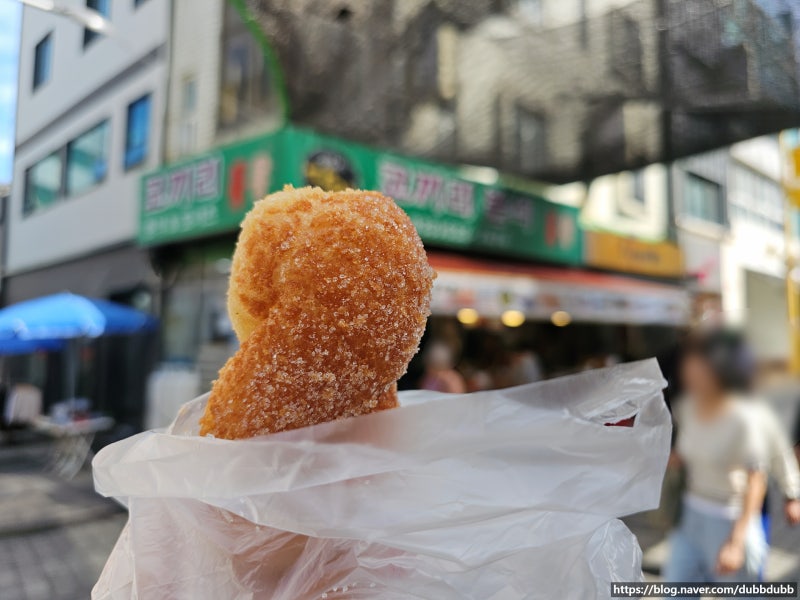 _시장 꽈배기가 이리도 맛있을 줄이야_속초중앙시장 꽈배기 간식 맛집, 속....
