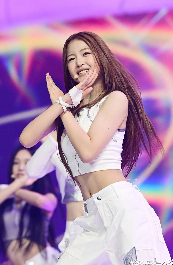 A2O LITE 아이찡 부모 임금체불 의혹, 345만 위안 강제집행까지? 이수만 걸그룹 데뷔 하루 만에 ....