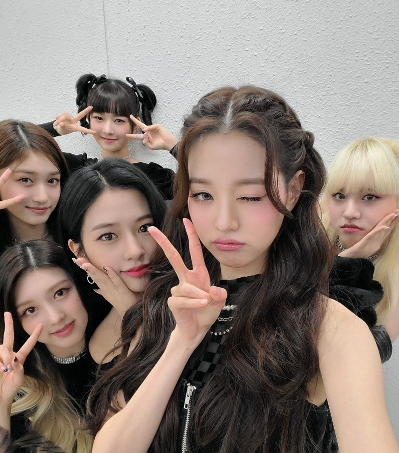 아이브 단체사진 올라올 때마다 반복된다는 이 논란, 결국 장원영에서 또 터졌다