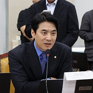 넷플릭스 한국 매출 1조 원, 그 돈은 어디로 갈까요? 본사 지급 구조 총정리