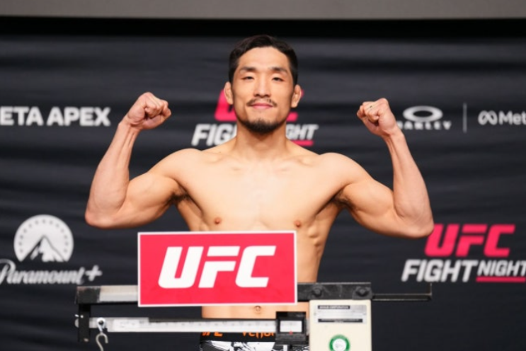 "7개월 만에 돌아 왔다" 유수영 <b>UFC</b> 복귀전 상대 코디 코반첵은 누구? ....