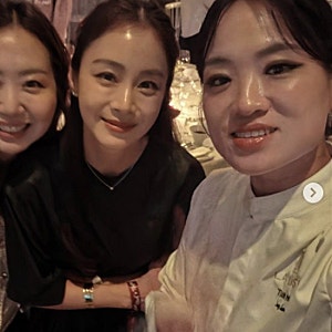 김태희 46세, 무결점 미모 공개.. 정지선 셰프 SNS서 포착된 미식 행사 현장은?