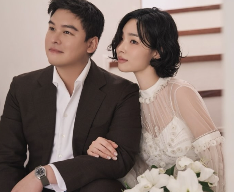 “상견례까지 했는데 1년만 미뤄달라 했다”…7년 연애 끝 8살 연하와 결혼한 톱배우