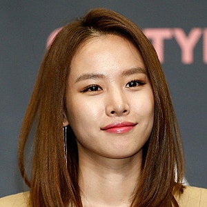 이동건 16살 연하 열애설 …조윤희가 6년 만에 털어놓은 이혼 당시 심경(+황정음 유튜브)