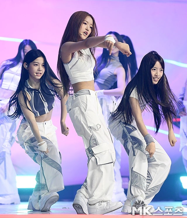A2O LITE, 中체불 의혹 확산, 멤버 부모 운영 회사 임금 체불 논란