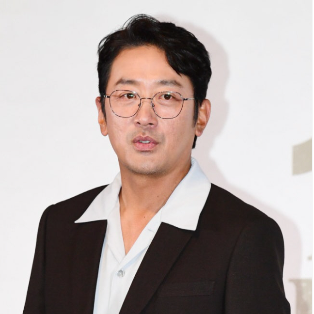 “7월 결혼설 부인했는데... 12월엔 진짜 장가간다” 하정우 누구? 본명 나이 차정원 결혼 아....