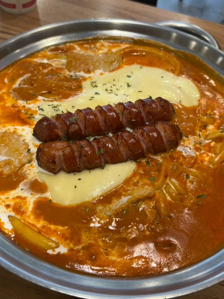 크림카레떡볶이[청년다방VS응급실떡볶이] 솔직후기 +커링클