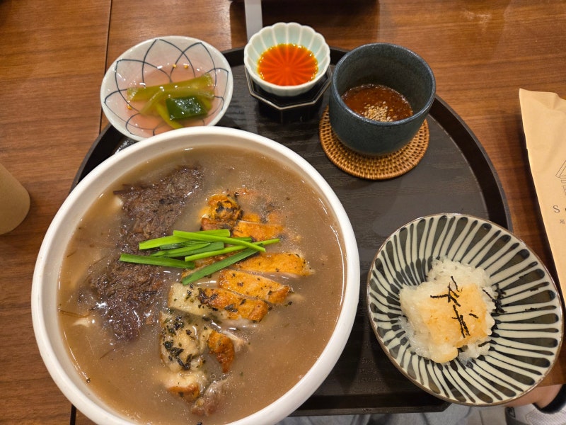 광교 맛집 제주고사리닭칼국수 시콜 특별했던 한 그릇
