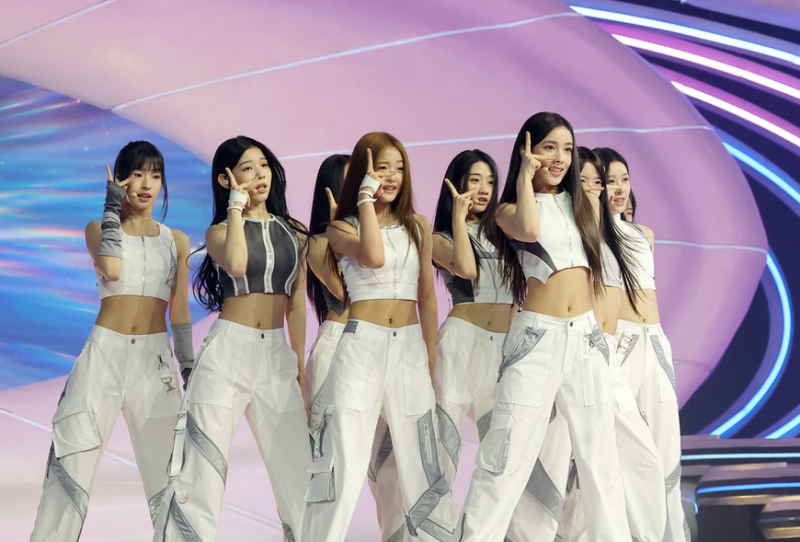 A20 LITE 멤버 9명 이수만 새 걸그룹 데뷔곡 NEON